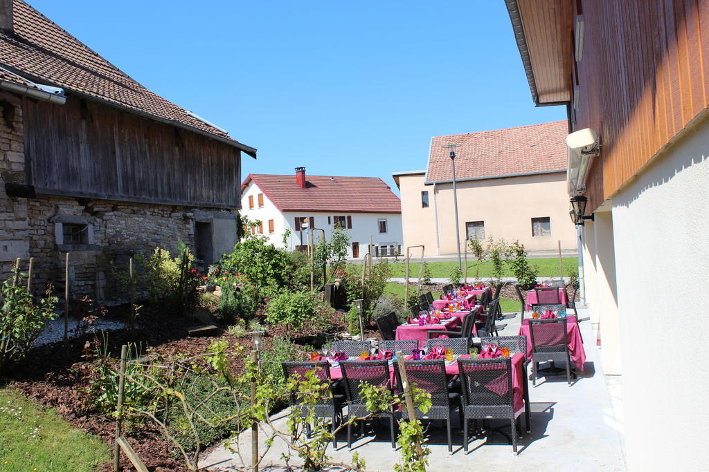 Le Champ Des Lys Hotel Amancey Exterior foto